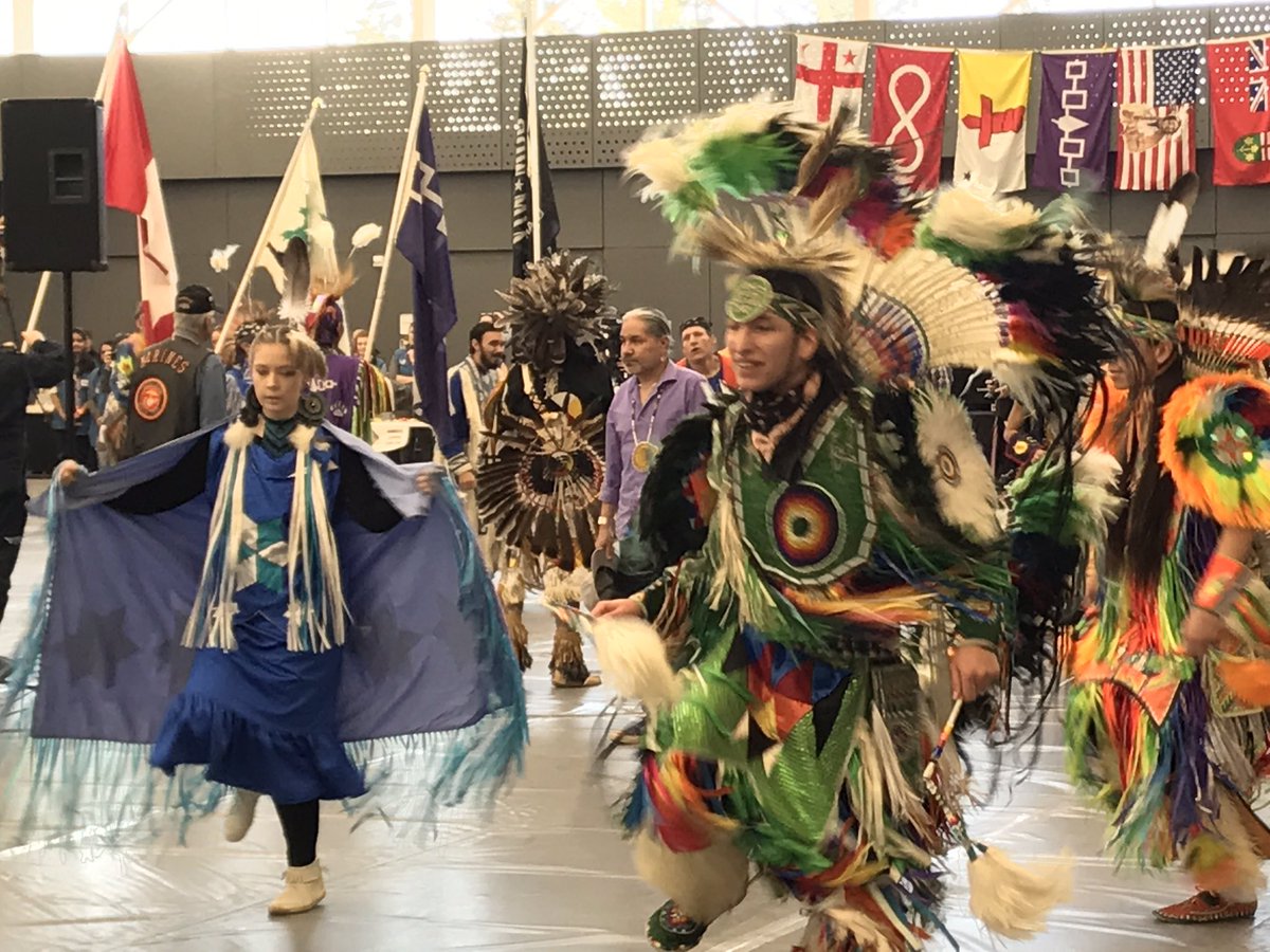 charity_fleming's tweet photo. Loved the Conestoga College Pow wow today! https://t.co/Fznmf5I5f2