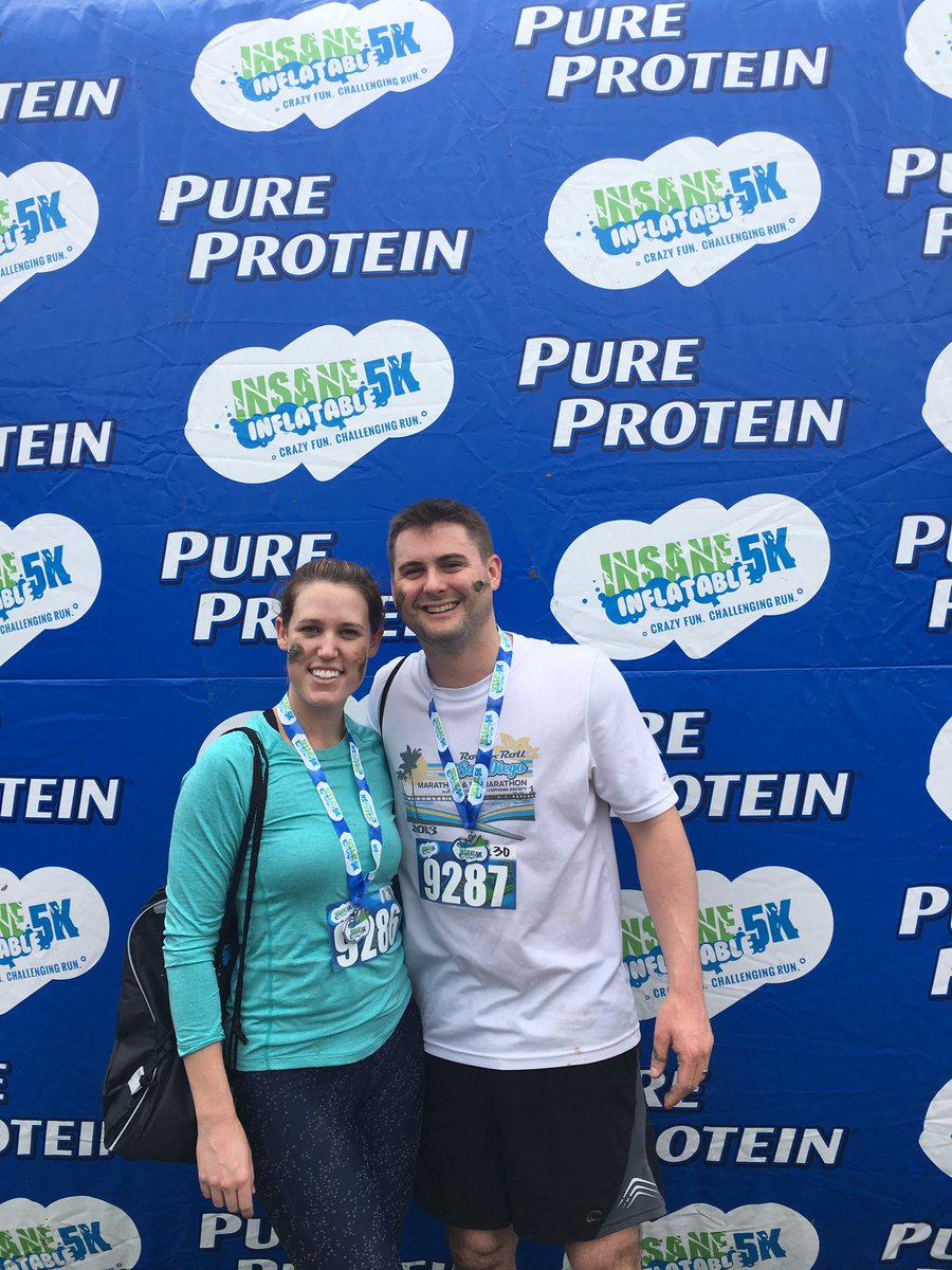 lizzymbrown's tweet photo. Awesome 5K. Inflatables and mud! @officialpureprotein #keepontrack https://t.co/QvoJCxn3kx