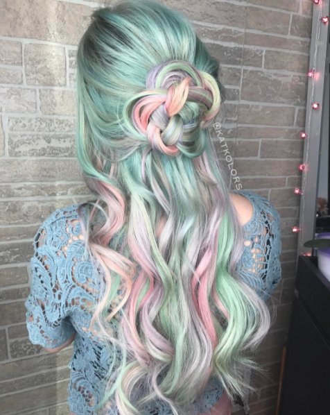 HOTHEADSHAIR's tweet image. Unicorn colors on this beauty @jeneenee91 by Styilst @katkolors #hotheadshairextensions #customcolored