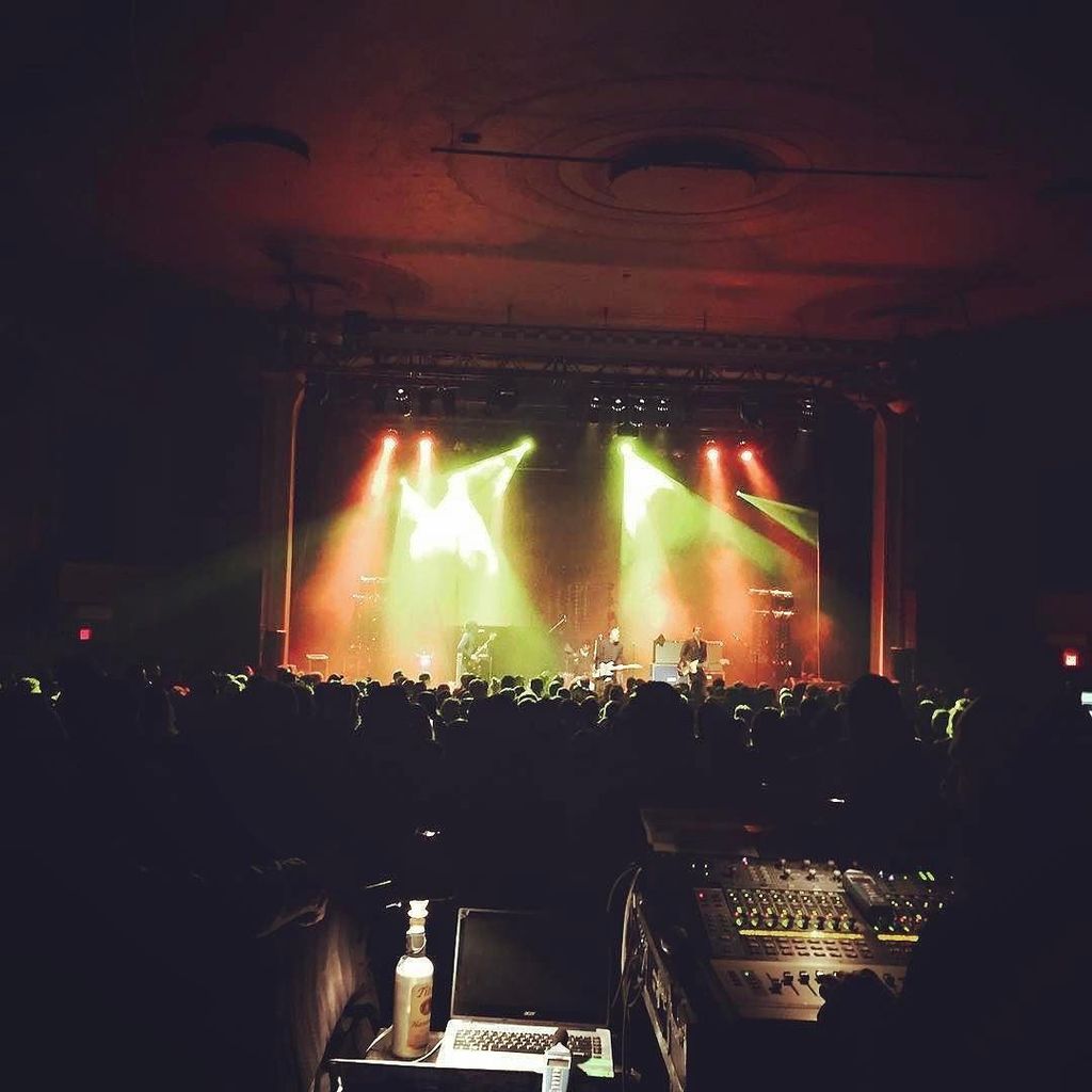 Falcon_Valdez's tweet photo. First of 2 Nights @thedanforthmusichall #craigfinn #uptowncontrollers #toronto #CFJPN https://t.co/rsjvSkjtbw https://t.co/Q36nZj9QkD