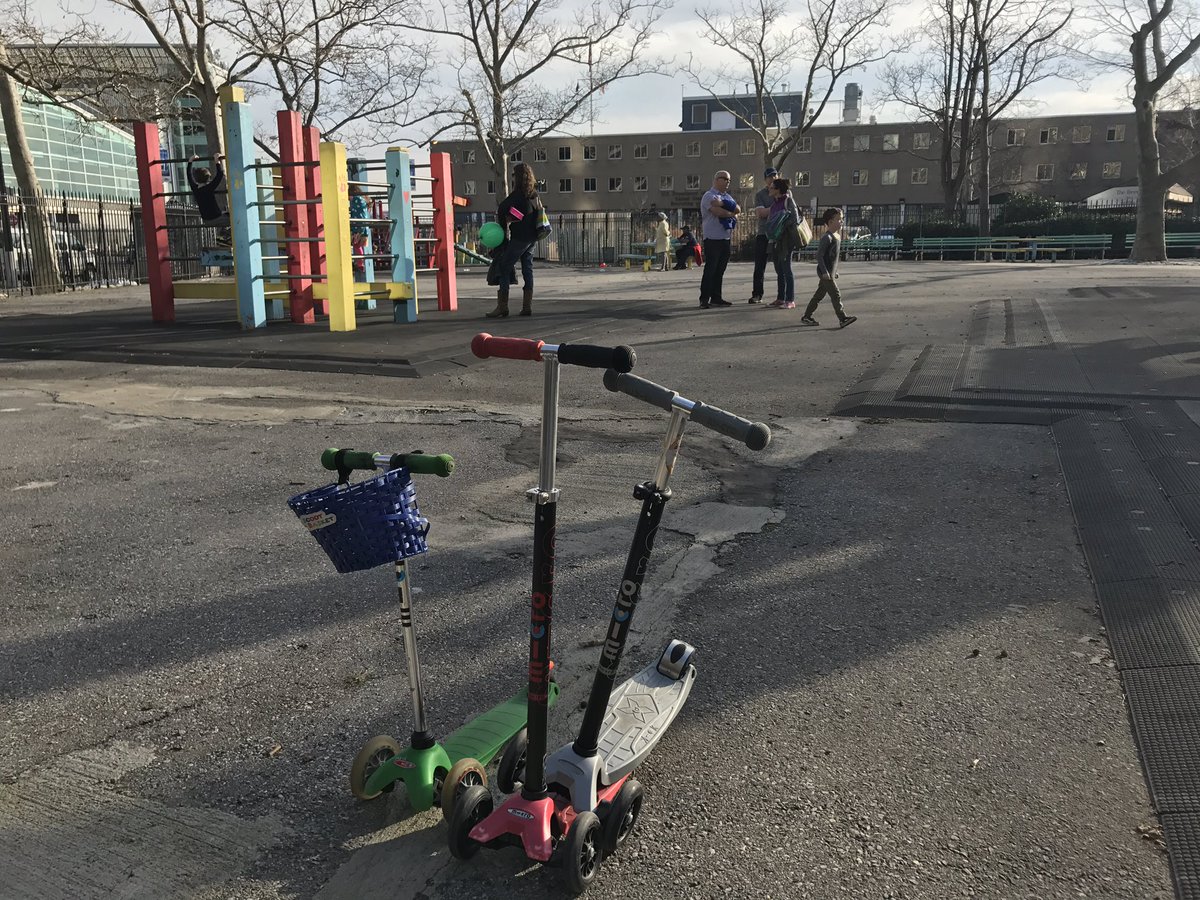 FidiNewYork's tweet photo. Zero progress @BPCParks playground since Sandy.  @MTA trailers replaced swing sets in violation of public trust doctrine. https://t.co/Wiv2RFNvi6