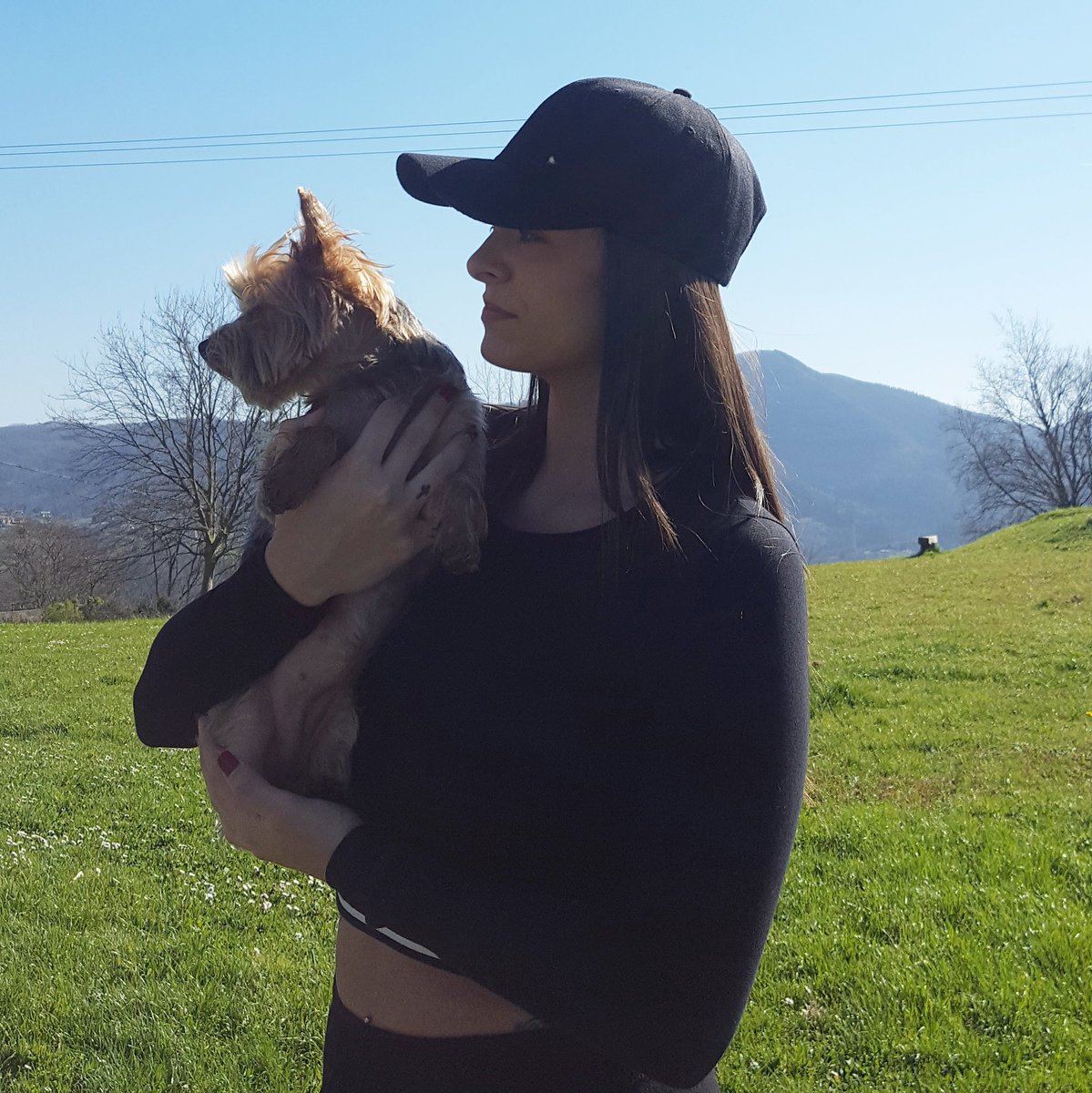 ruthbasauri's tweet photo. Tu eres la nota magica , del jardin que hay en mis sueños 😊🎶🐶 https://t.co/TkIlp62rbR