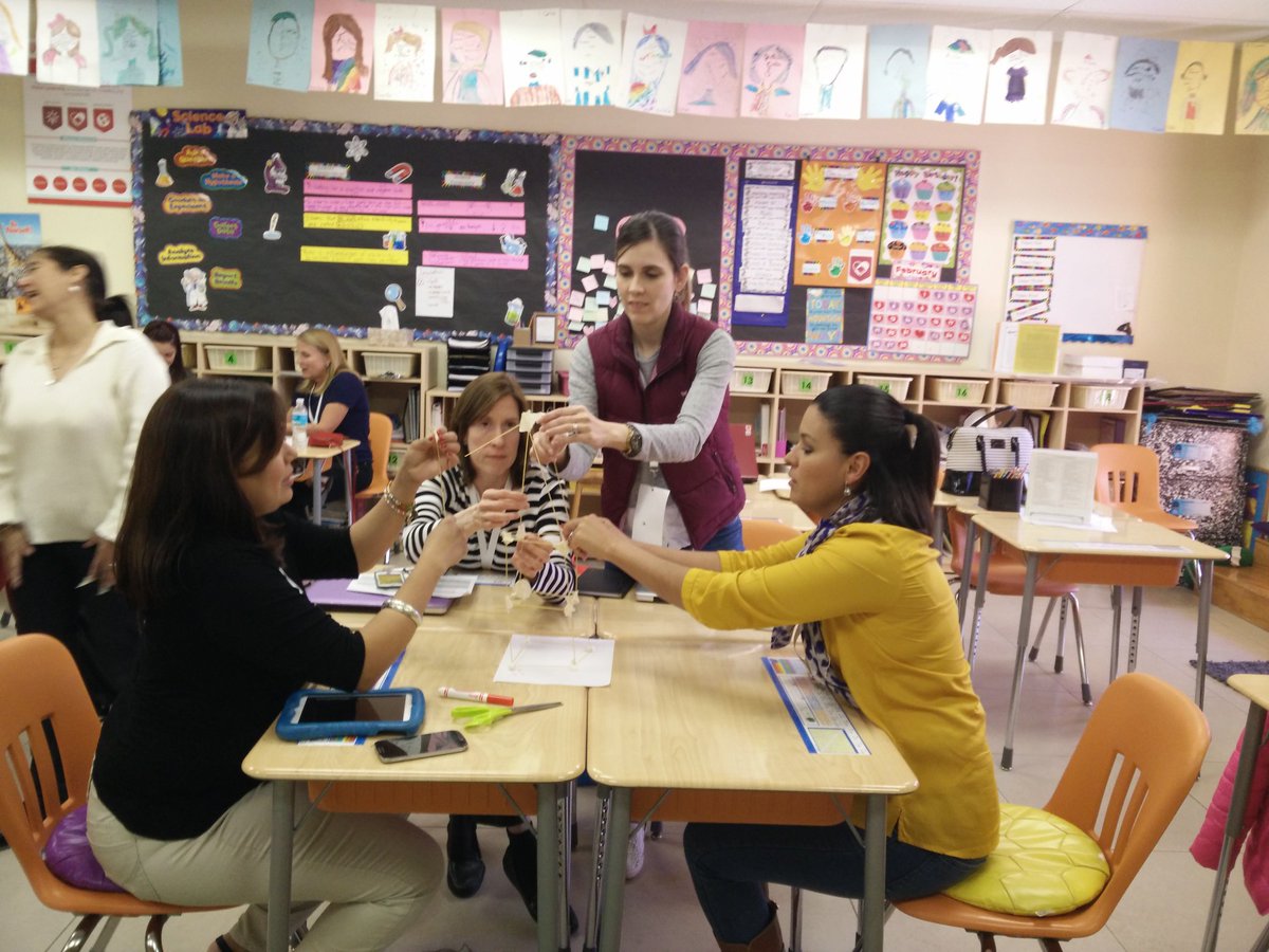 MsAlbertina's tweet photo. So, which STEM Challenge are you doing on Monday? #STEM #Marshmellows #LiveCurious https://t.co/pBVRuKCRw5