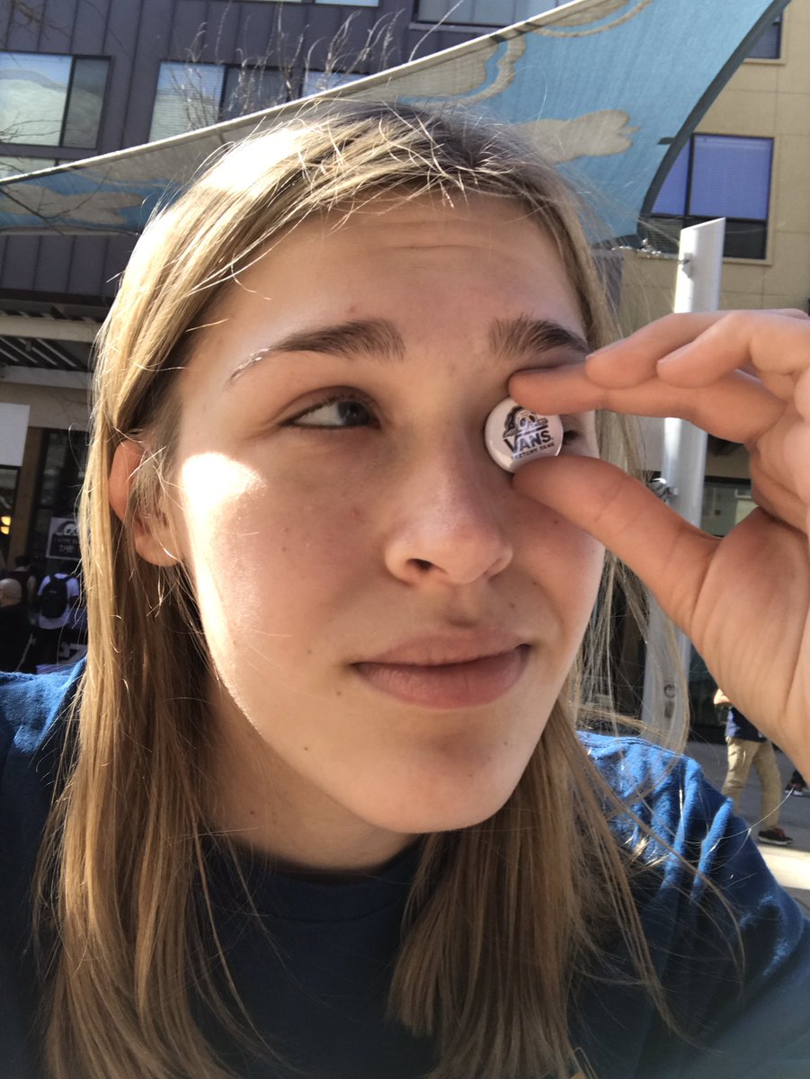 Kristie_House's tweet photo. hope "eye" win #sketchyxvans @zumiez https://t.co/9tFKR4fdyZ