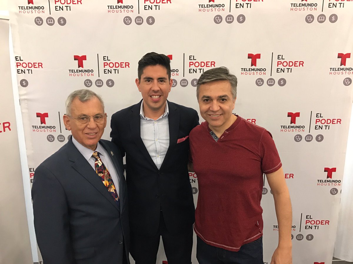 martinberlanga's tweet photo. Thanks #HHF @TelemundoHou. #ElPoderEnTi #CED2016 #EXH and next @houstrodeo https://t.co/uxWJbm5vsK