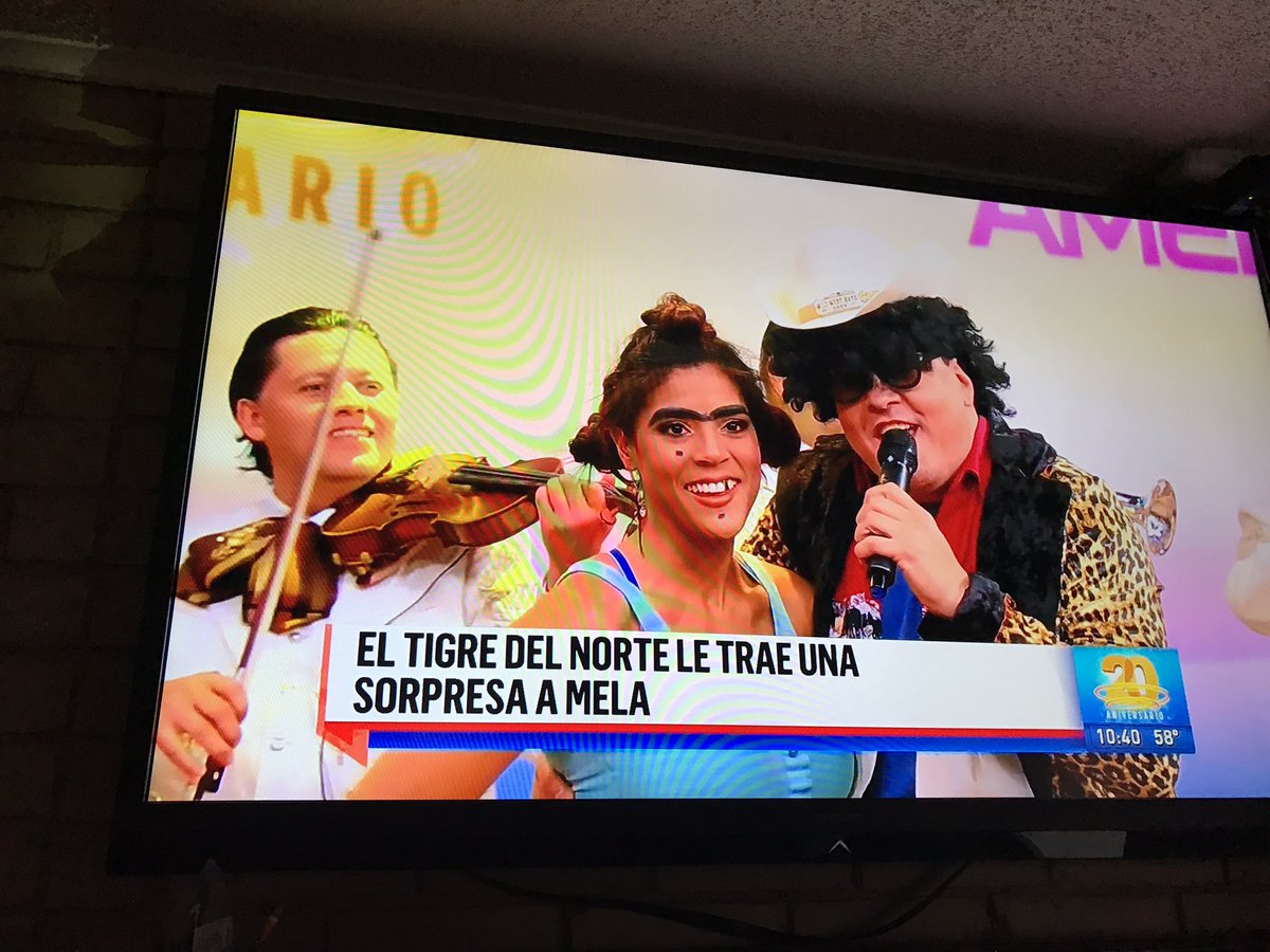 jceci40's tweet photo. @despiertamerica un dúo para la comedia @Raultvgonzalez gracias a las cadenas por este regalo para todos sus tevidentes https://t.co/dcHaDuM27U