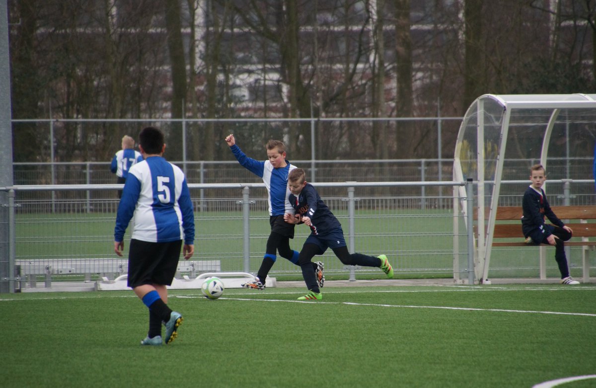 De oefenwedstrijd tussen <a href="/vvNECDelfzijl/">vv NEC Delfzijl</a> JO13-3 tegen @SJO_DVC JO13-3 eindigde vandaag in 3-3