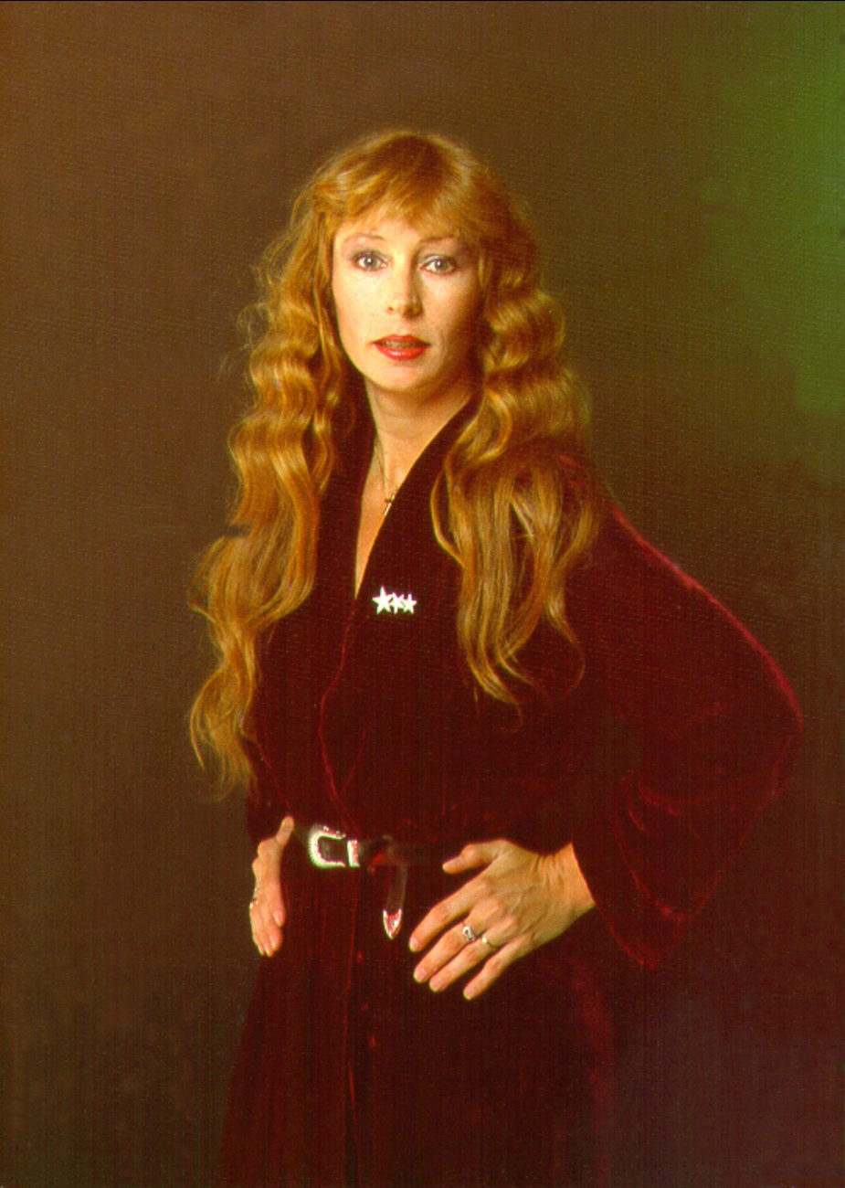 FELIZ CUMPLEAÑOS, JUICE NEWTON! / HAPPY BIRTHDAY, JUICE NEWTON! (65)  