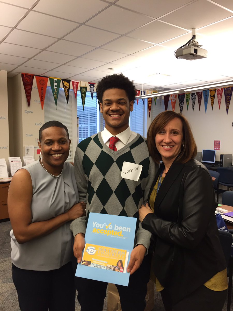 TCWCCC's tweet image. Congrats @TCWTitans @ACPSk12 @AlfredStreetBC for college acceptances! @TCW_Counseling