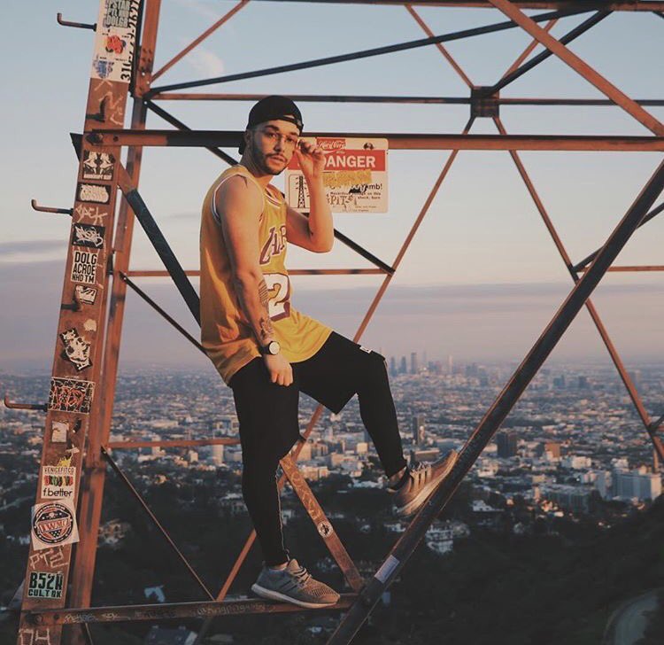 JMWatches's tweet photo. Here's our favorite pic of the week! Amazing shot captured over L.A. by @devangrantmusic #JamesMiller #Watches https://t.co/2drSYm1Dy9