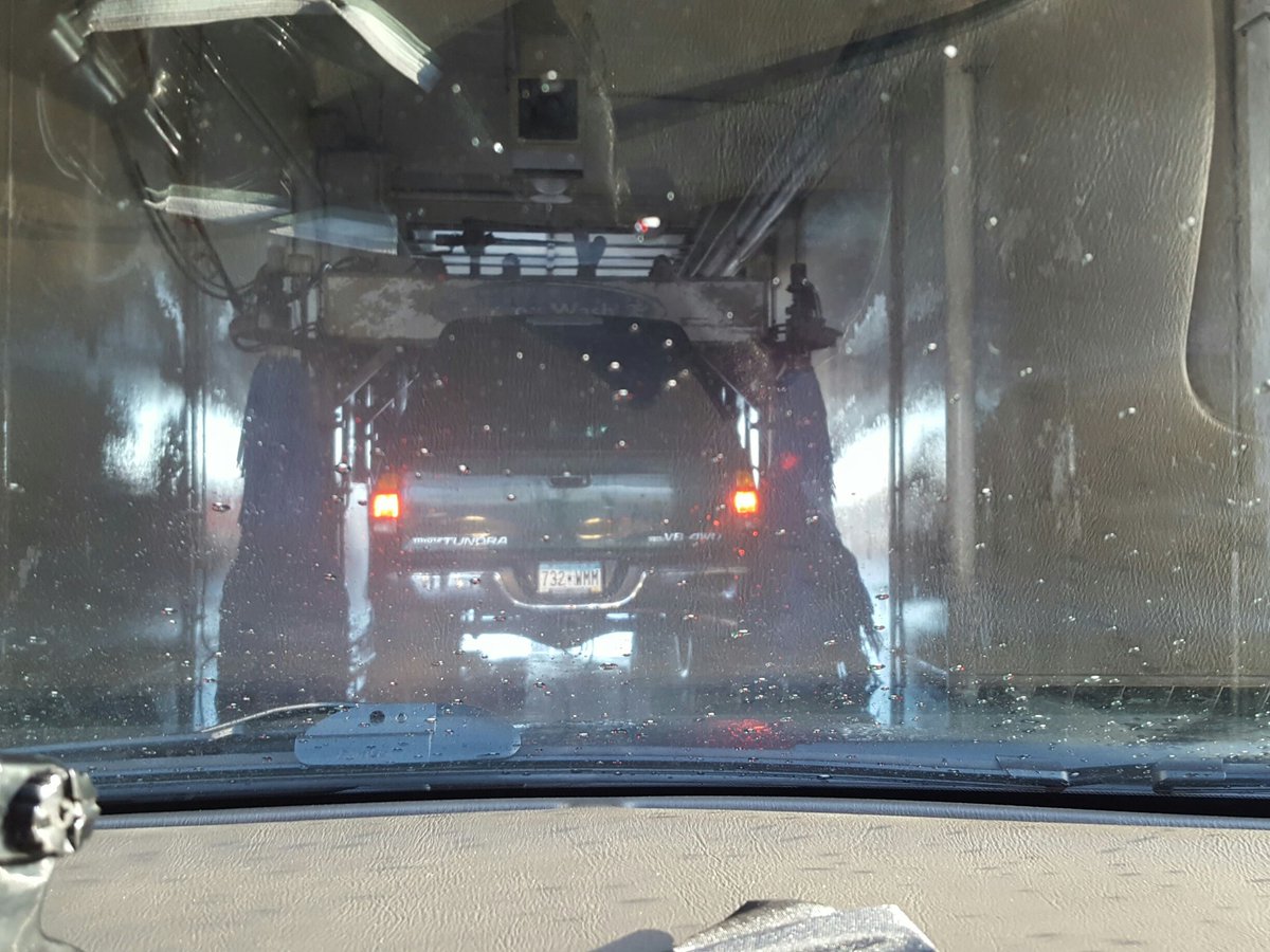 Stevaki86's tweet photo. Wash befofe prep for MNCEC ramp show in Minneapolis, Minnesota. Catch me out there for subaru swag.  #MNillest #MNCEC #SubaruAmbassador https://t.co/Bm6YOBmVai