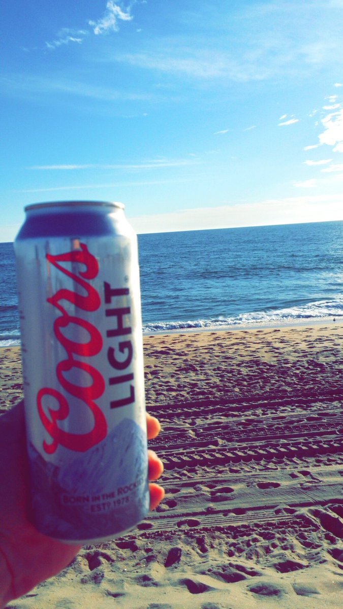 1llest_kidd's tweet photo. Beach vibes https://t.co/0nr6r5cGIC