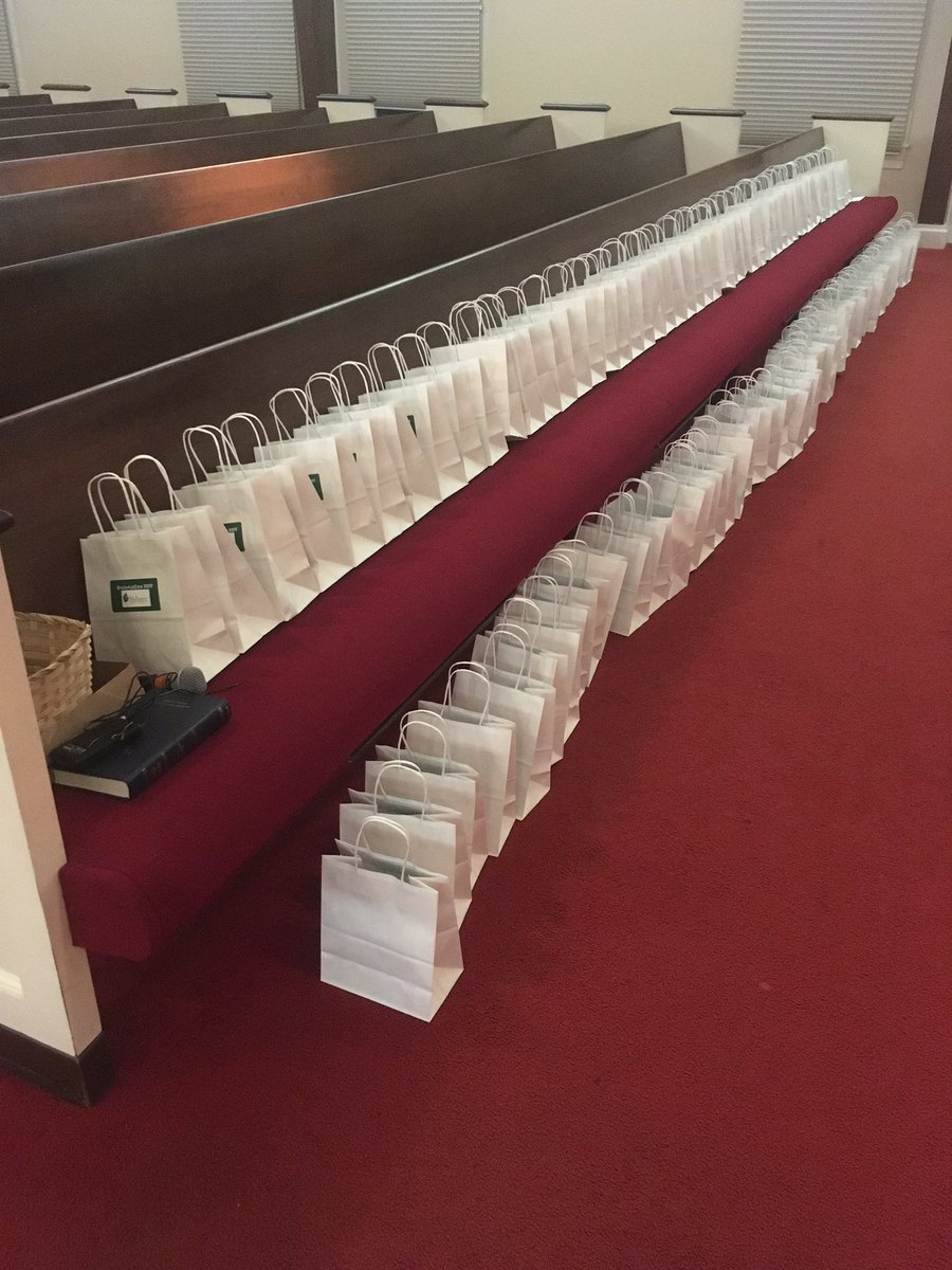 joenate_lafleur's tweet image. We are going to give away 450 books at DiscipleCon this weekend. I'm so pumped!