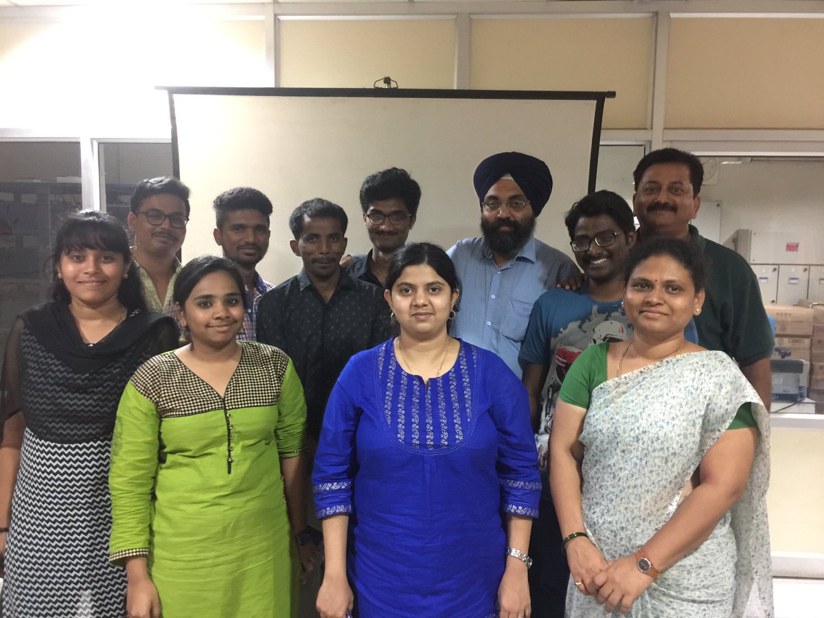 raghuramgn's tweet photo. #ibmgsib #watsonanalytics @sodhi_manjit @thorani02 @VinayGaddam0211 @SankaranandaGo1 https://t.co/p0pBWLuScV