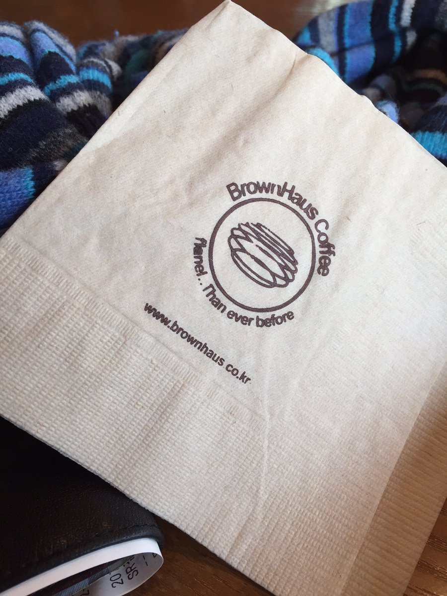 petrolhedonist's tweet image. 'flannel... Than ever before' Not sure it translates but the coffee's okay #BrownHausCoffee #seoul Not quite #superrandom tho @CamsCorner