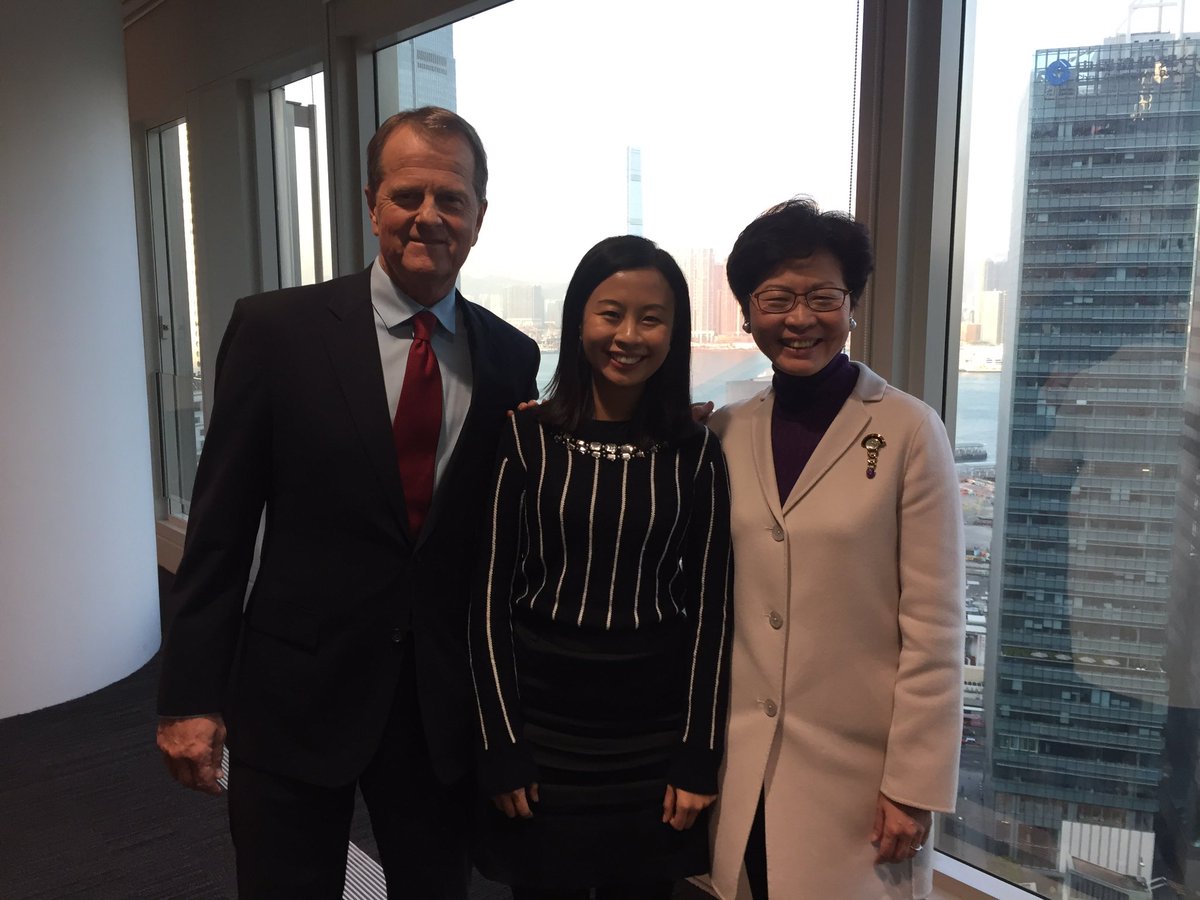 fion_li's tweet photo. Behind the scene of our exclusive interview w/ #HongKong Chief Executive candidate #CarrieLam. Read: https://t.co/mUxfpgtAWH @bpolitics https://t.co/ug1BKYLGkU