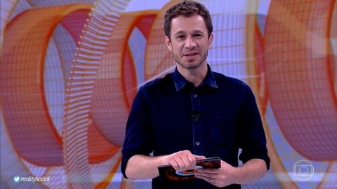 ConversaTV's tweet photo. Bo-oo-aa Noiteee!! #BBB17 #RedeBBB #Titibilidade https://t.co/frfsSsChWm