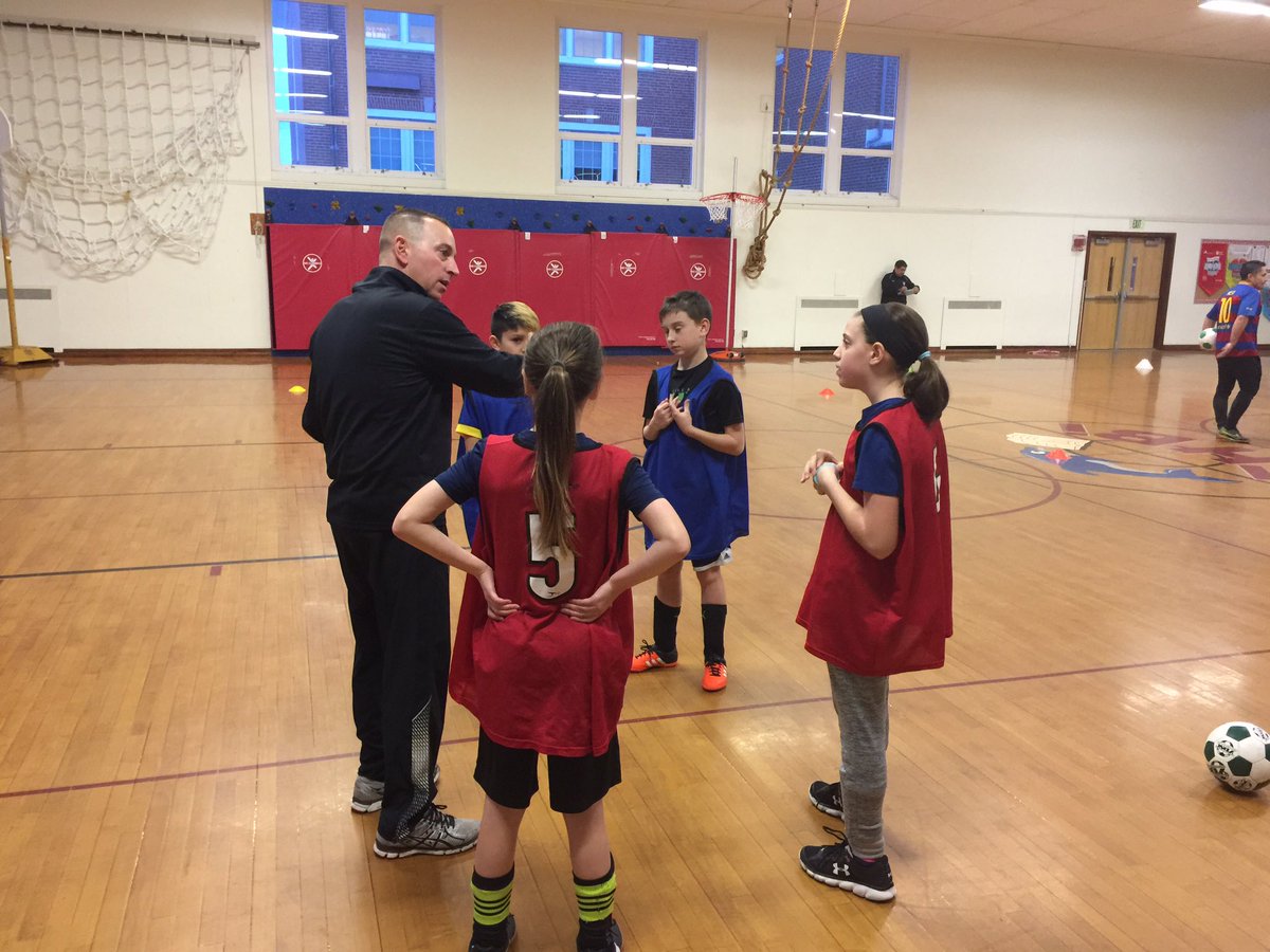 MAYouthSoccer's tweet image. Last night of 5 on the Cape for the @ussoccer_coach E license course in Yarmouth/Dennis! What a great soccer community! @MAYouthSoccer