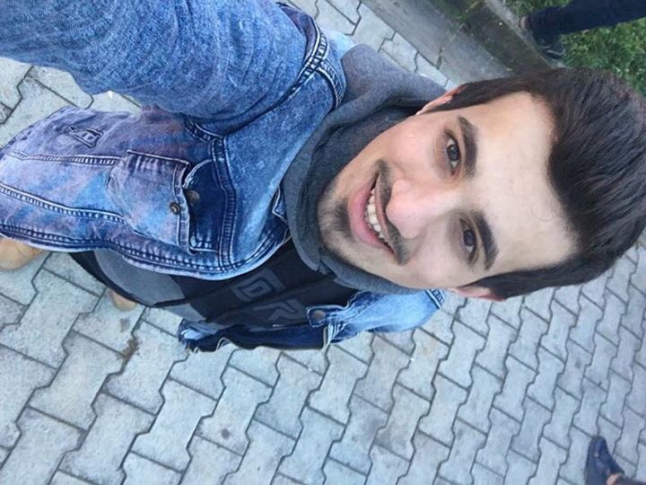 Büyük yürekler, güzel gözler, mutlu insanlar. ☺💫