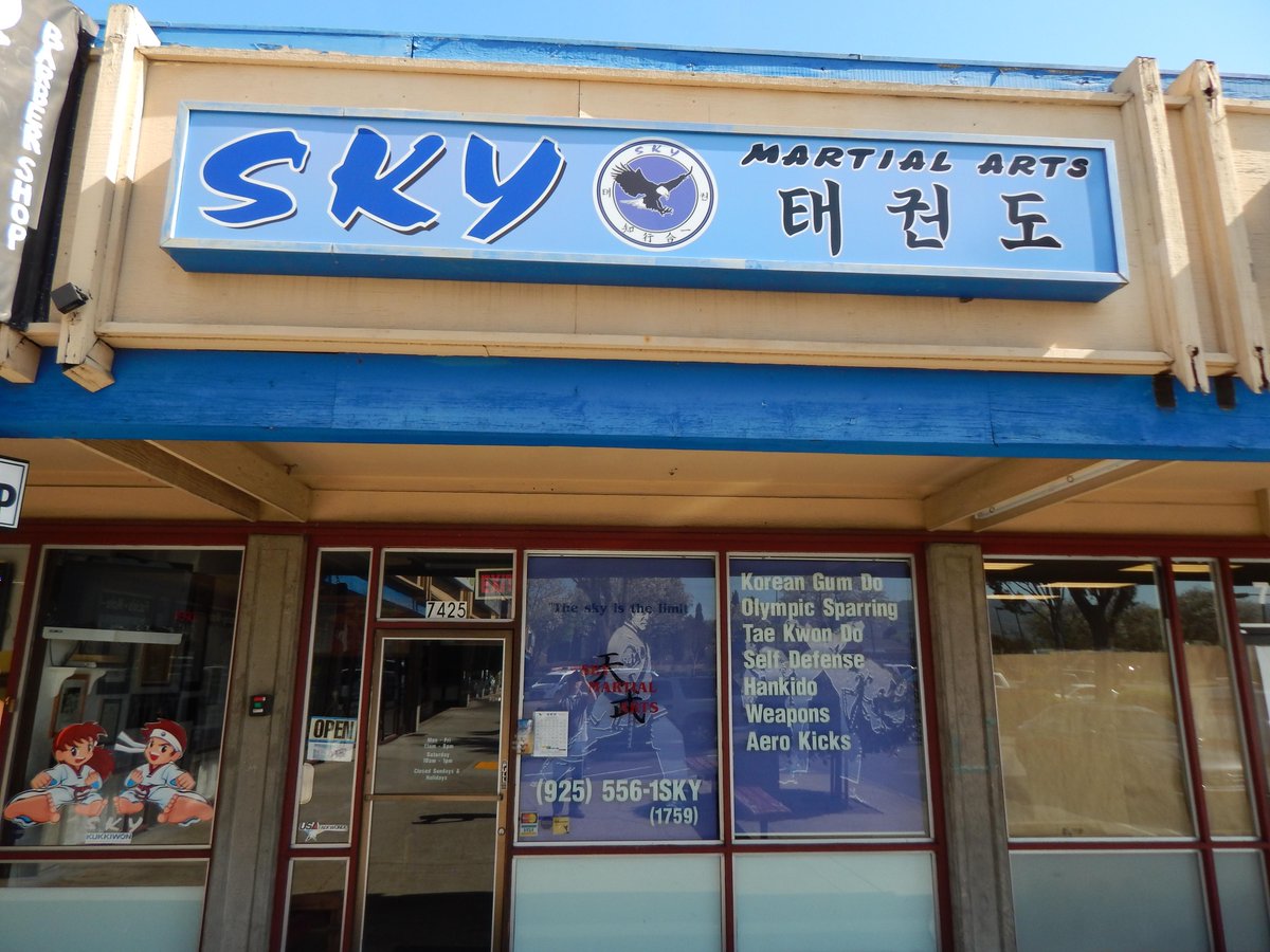 SignProDublin's tweet image. #BoxLitSign #SignFabrication #SignDesigns