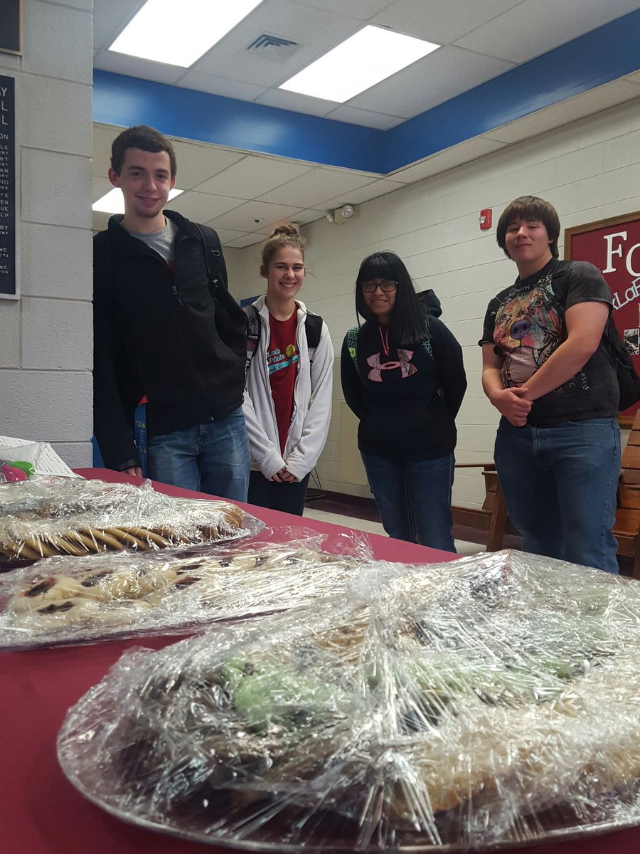 LexLaRay's tweet photo. 150 cookies whipped up Culinary #lexlaray #lexculinary https://t.co/brDZKwOnQv