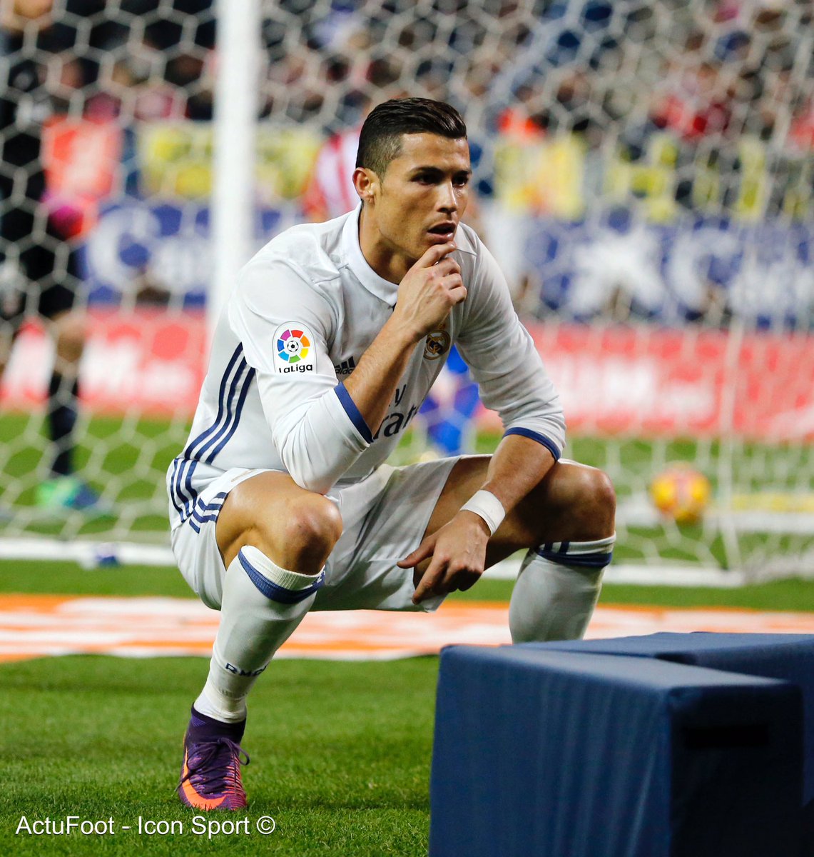 Actu Foot On Twitter Hier Soir Cristiano Ronaldo Est Devenu Le Meilleur Passeur De L Histoire De La Ligue Des Champions Avec 31 Passes Decisives Https T Co Wdex58bnvp