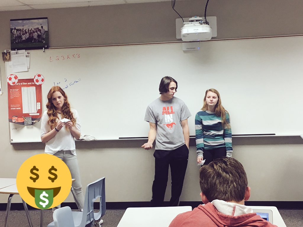 dcgfinlit's tweet photo. Playing our fortune teller game to reinforce our savings learning! https://t.co/ub2Gvnfj0O