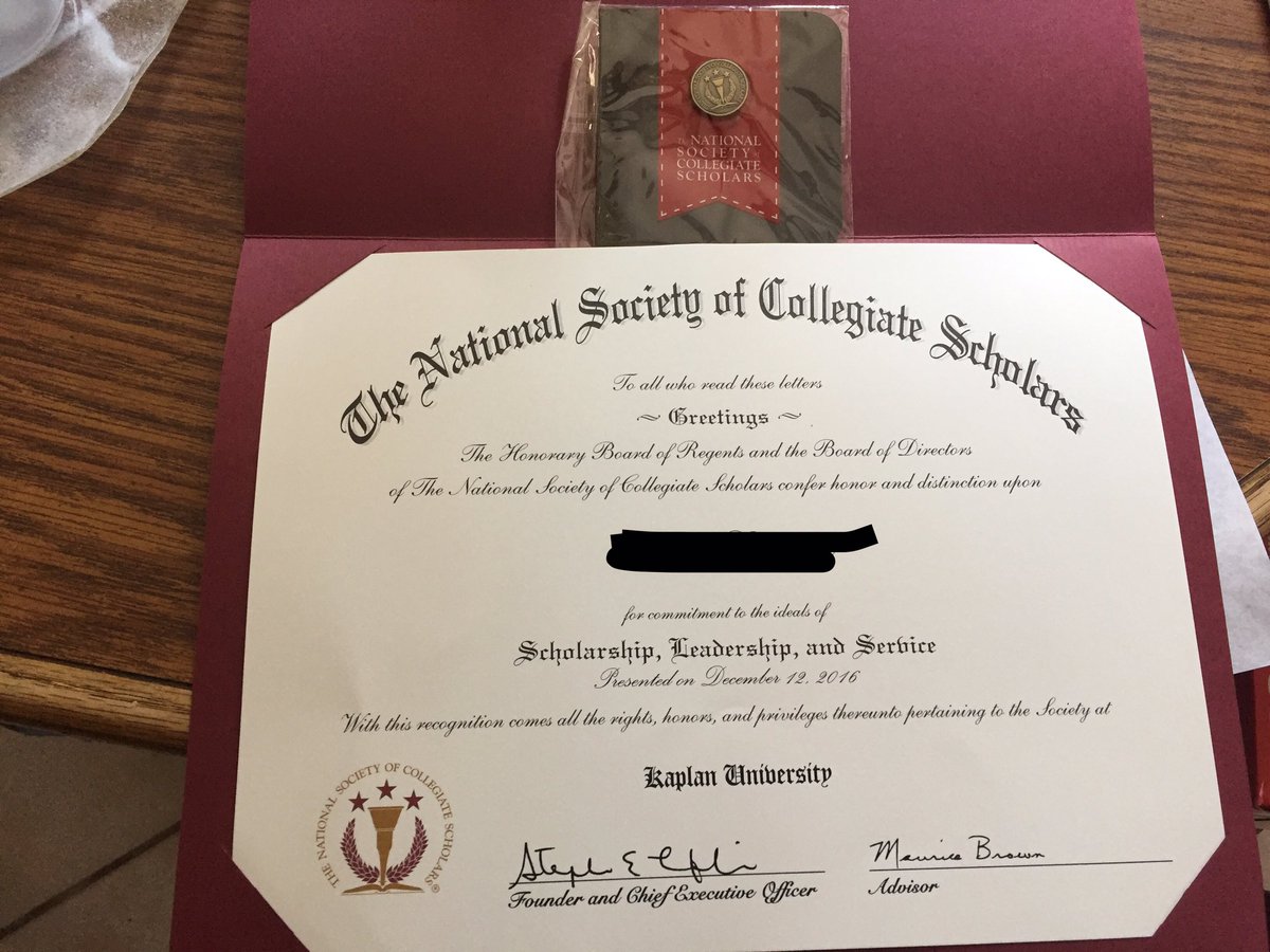 RingQueenLexa's tweet photo. Beautiful, deadly, AND EDUCATED! Woot woot! #hardworkpaysoff #scholar #ringqueen ❤❤❤❤❤💋💋💋💋💋🤓🤓🤓🤓👸🏻🌹 https://t.co/k7JybAVOrm