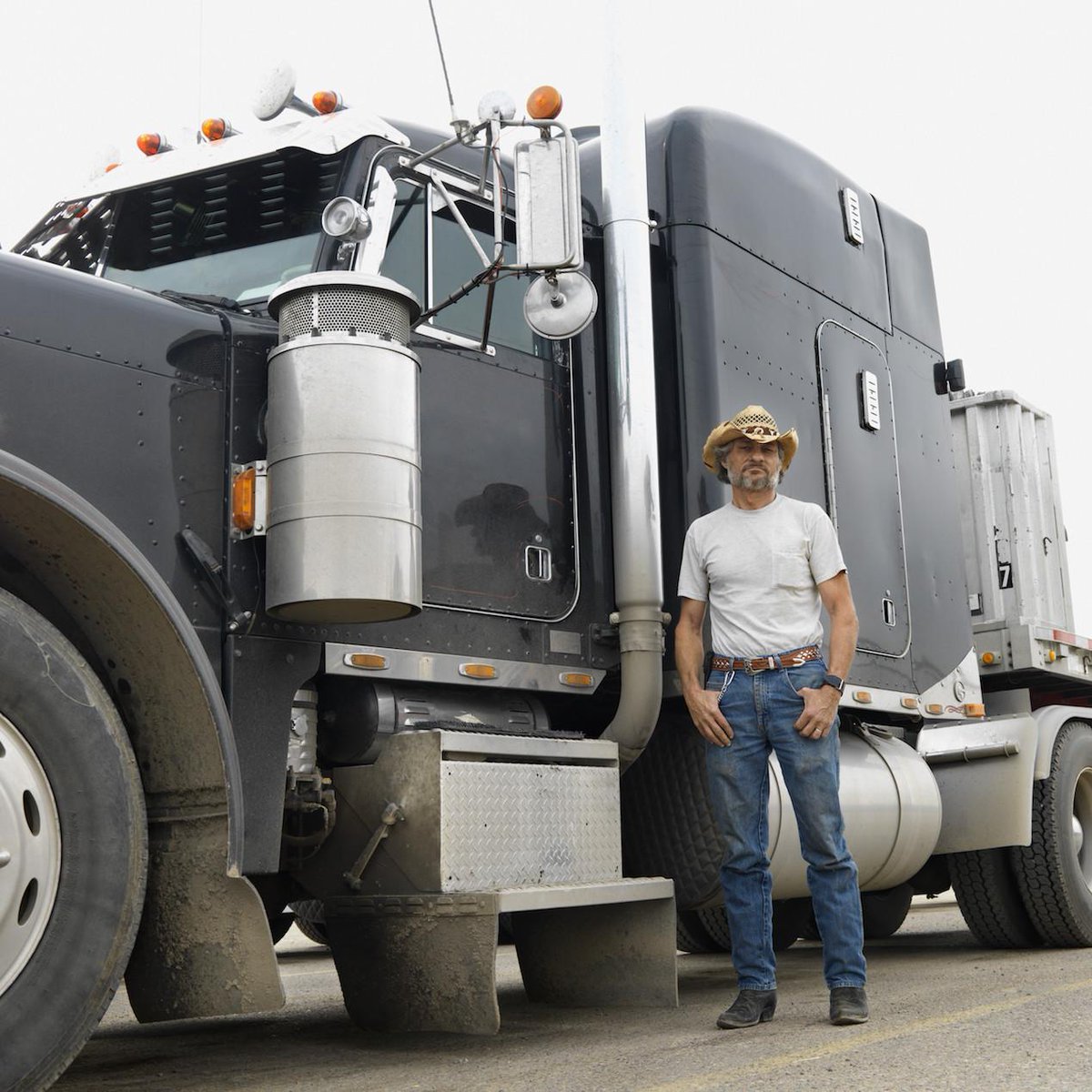 HUBInsurance's tweet image. 5 tips to avoid cargo theft. #trucking bit.ly/2lTcHga