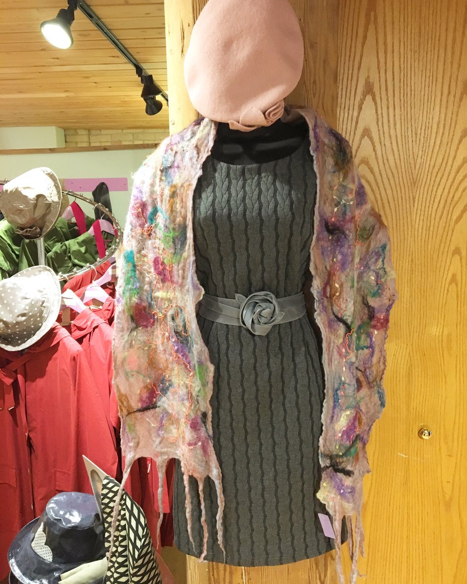 cestchicmpls's tweet photo. Change up your look with #accessories featuring dove gray &amp; dusty rose! #cestchic #northloop #shopnorthloop #mnfashion #mplsboutique https://t.co/Guj89IlPd6