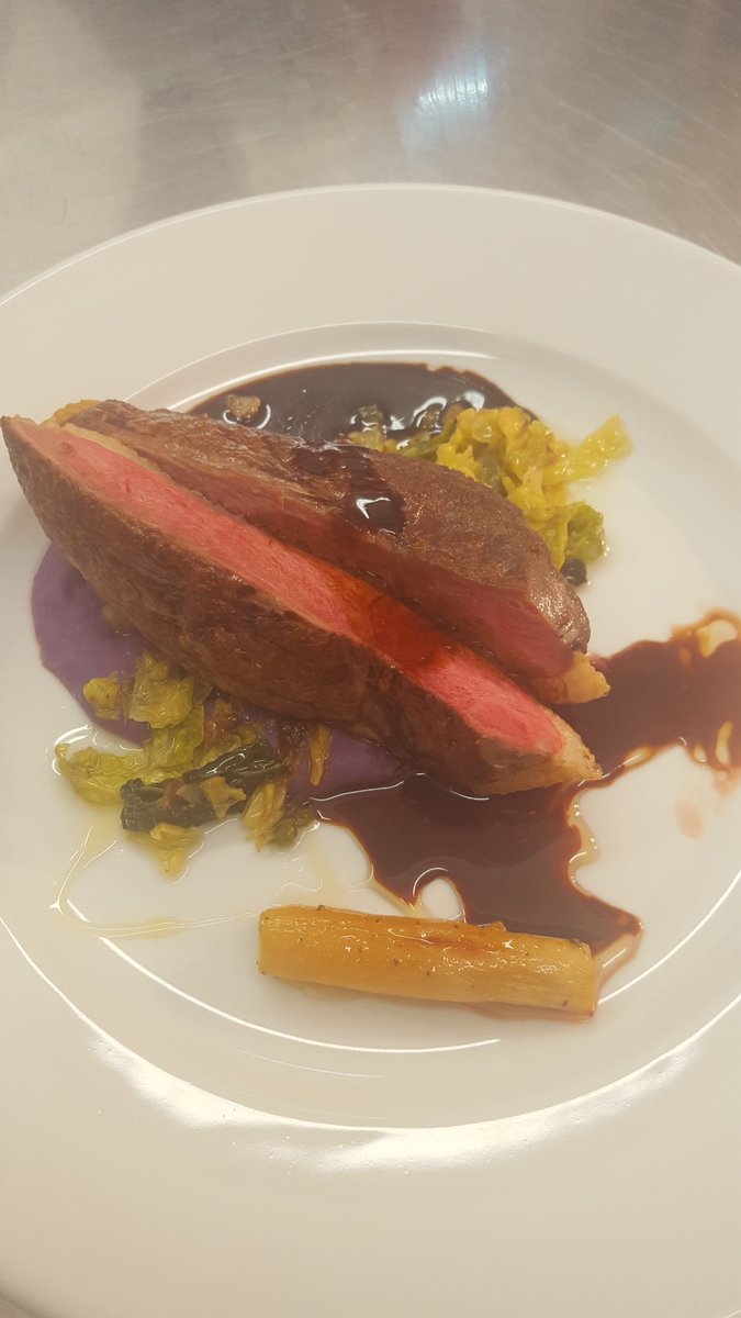 3rd course duck, purple potato, burt cabbage , salsify <a href="/PickledPigGsy/">The Pickled Pig</a> wine tasting #winetasting #Goodfood #Duck