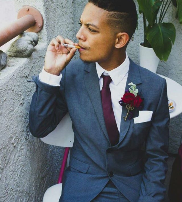 xkleine_k's tweet photo. Ronnie is ready to marry me #triasvmbo https://t.co/7CQ4wqsvMu
