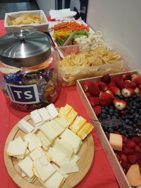 TSImagine_'s tweet image. Celebrating our company growth means fostering community -- at TS, we don't blink. #tradingscreen #companyculture #fintech #culture