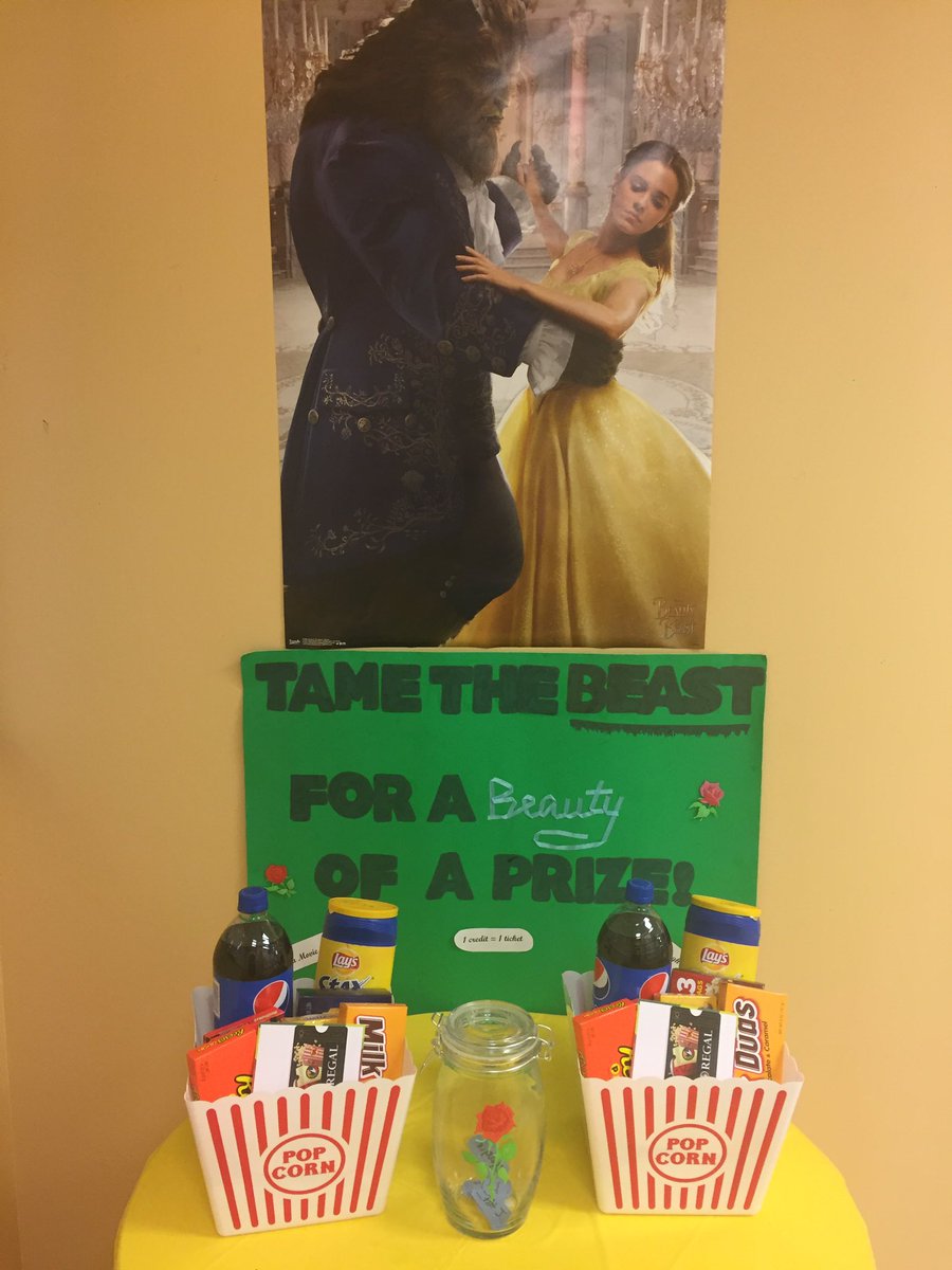 kaybug29's tweet photo. Come on credit goals!!  #lifeatkohls #1115 #motivateassociates https://t.co/4u5lszelBe
