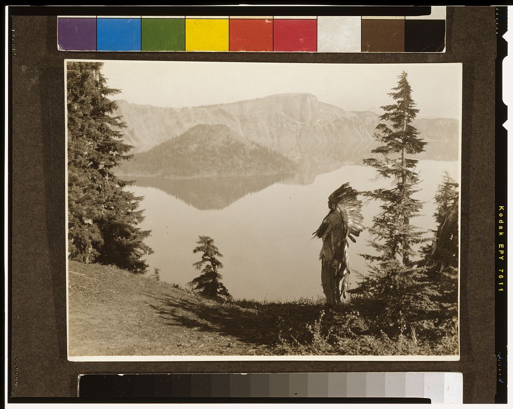 ICPhotog's tweet image. "The North American Indian"—a 30-year project by Edward S. Curtis—features some 1,500 photos. Curtis was born #otd in 1868. #HappyBirthday