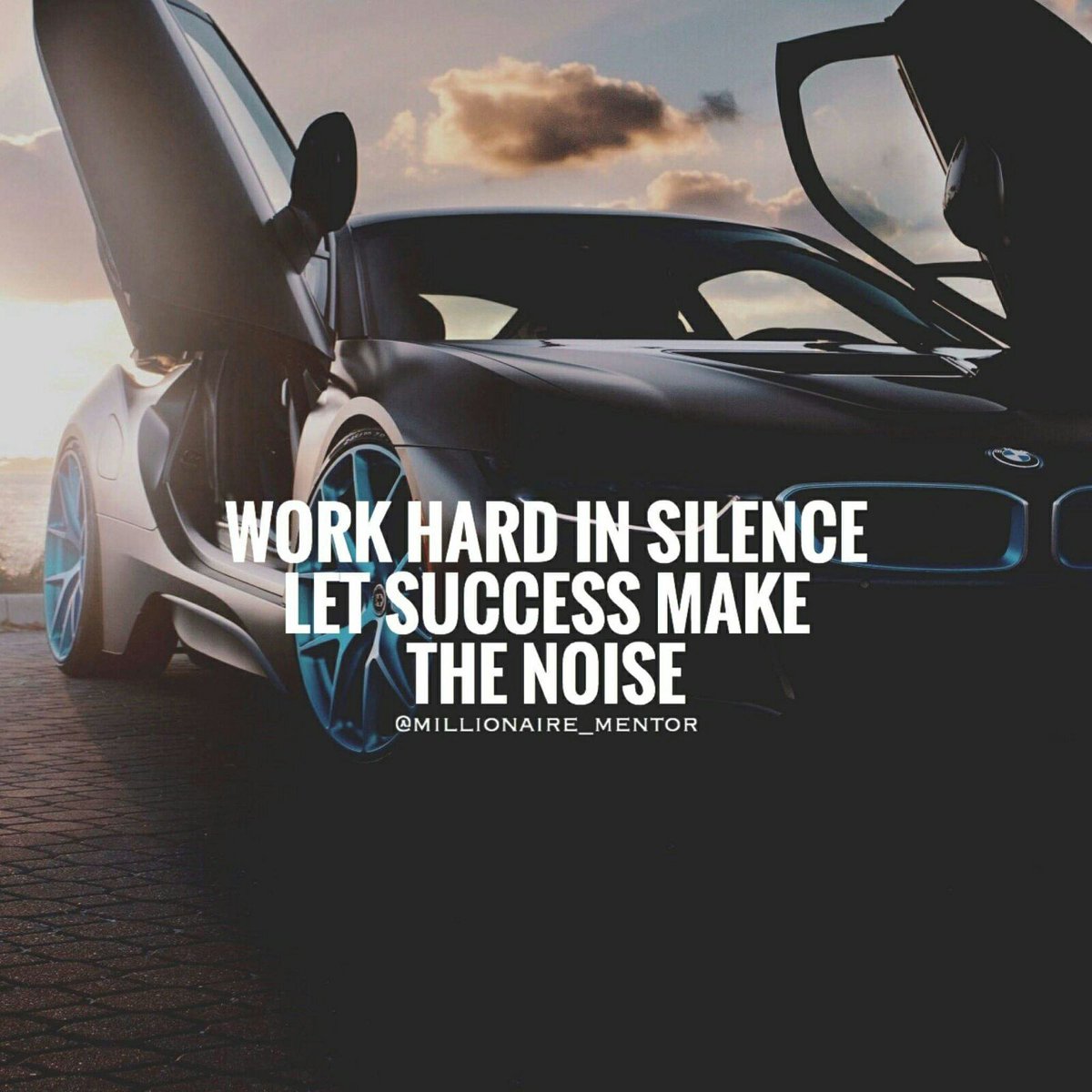 KASHCoach's tweet photo. Work hard in silence, let your success make the noise. #RealKASH #Level10Success https://t.co/Iuw6gC7BgO