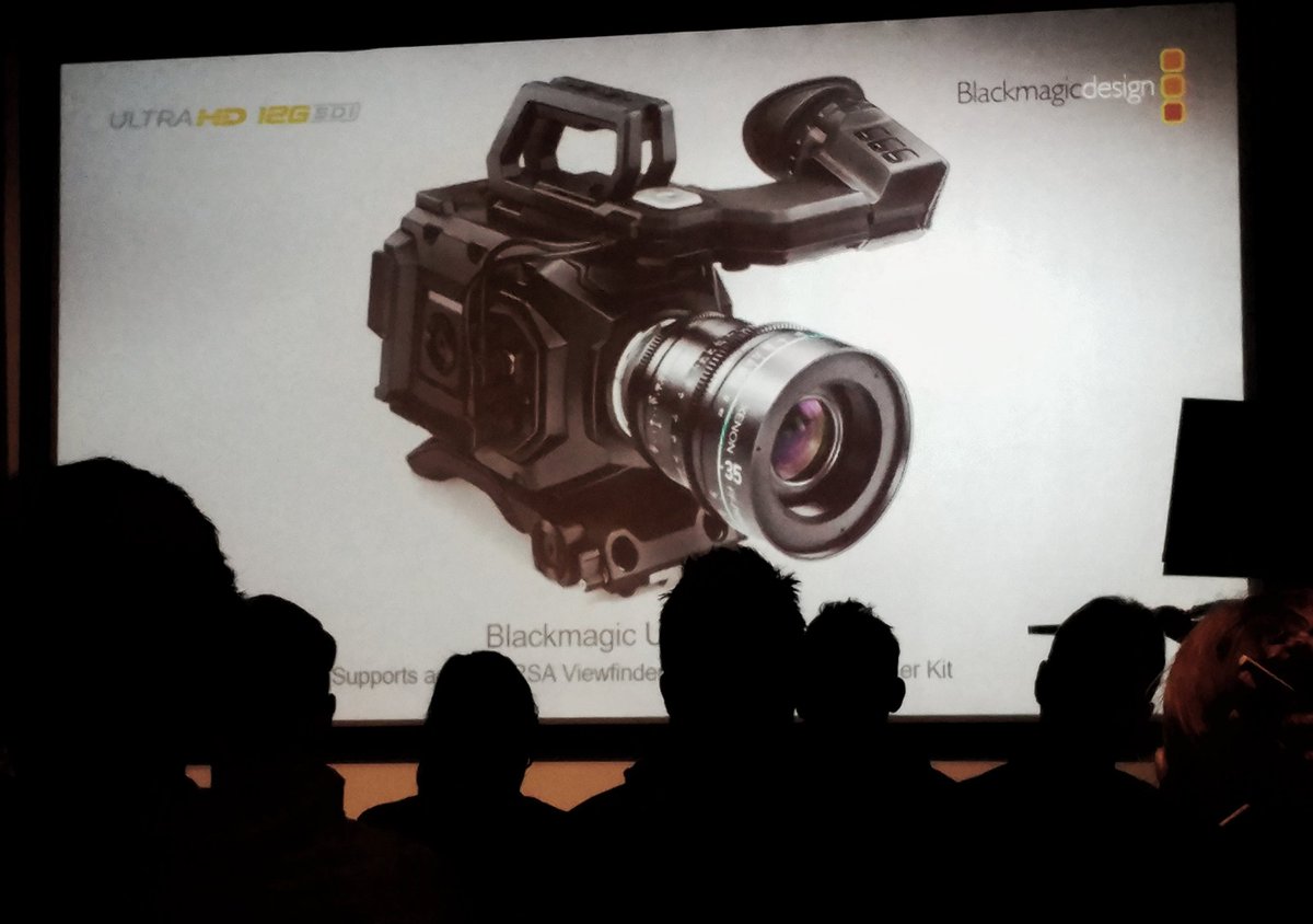 blackboxmtl's tweet photo. "Bit depth is the new dynamic range" @ilovehue @Cine_Ground #Inso  Informative &amp; inspirational workshops!
#professionaldevelopment https://t.co/uSmlbxOJjY