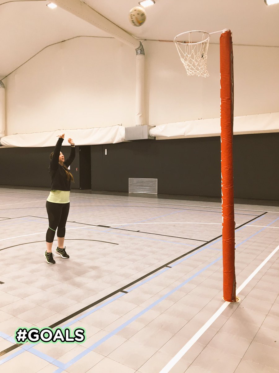 manormetnc's tweet photo. Great to see Beck's back after 2.5 years out from injury 💚💚💚 #NetballOnTheRise #determination #BecksIsBack #manor #sessionone #netballfamily https://t.co/fBjSbRs1gz