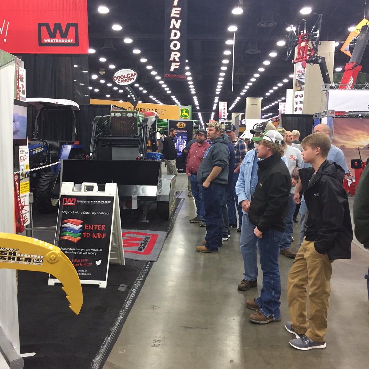 Westendorf_Mfg's tweet photo. Our Stack Saver display and video is drawing big crowds at the National Farm Machinery Show! Booth #6459 #nfms2017 @shortliner https://t.co/78VJZF8z1M