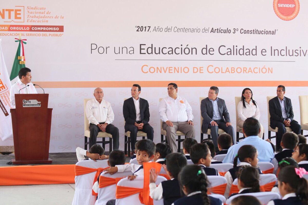 DulceTello0's tweet photo. #SnteEnVivo la #EducacionInclusiva base de una sociedad integral... Sigue el lanzamiento: navegar sin internet por 👉 https://t.co/9t16CddACW https://t.co/Em2PMNMGEG