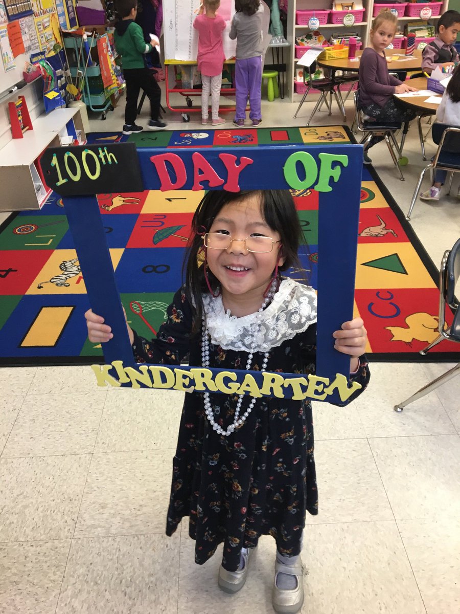 A2earlychild's tweet photo. Lakewood students and teachers had a great 100th day of school. Everyone looked at least 100 years old! #a2gether #a2schools #a2super https://t.co/HF3dB5WlbD