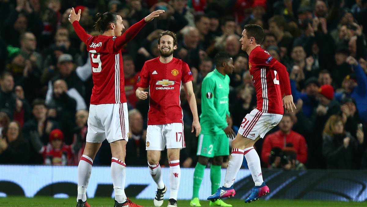 Nino2380's tweet image. Zlatan Ibrahimović after he made quick work and got a Hattrick after a brillant PK #MUFC #GGMU #MUSET #UEL