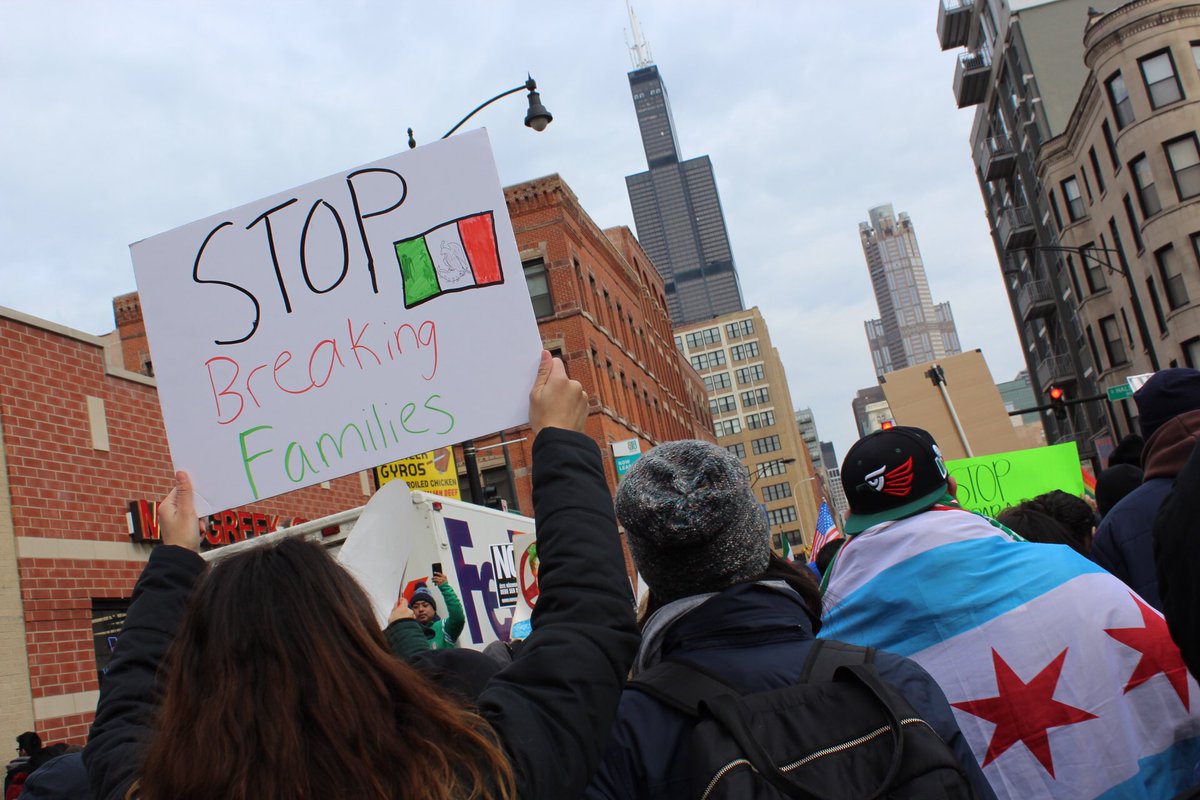 Karennalv's tweet photo. #ADayWithoutImmigrants #chistrikesback https://t.co/OyCyIlJ4kB