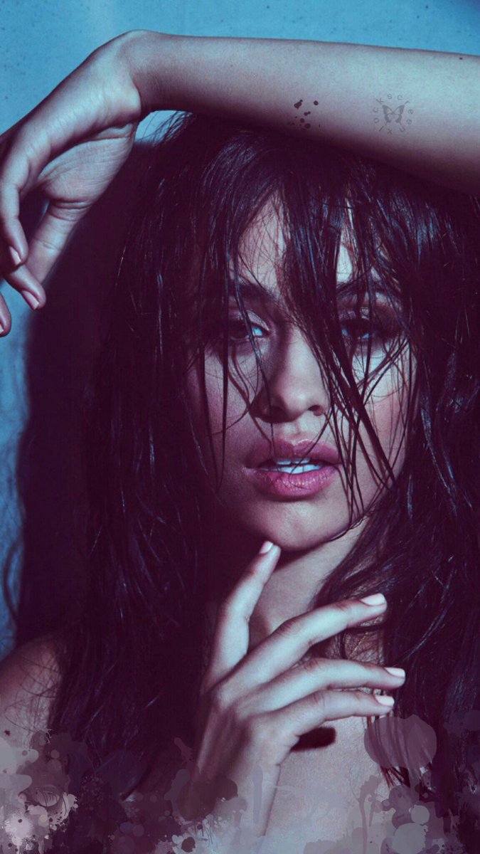 Lockscreens 🌹 tweet media