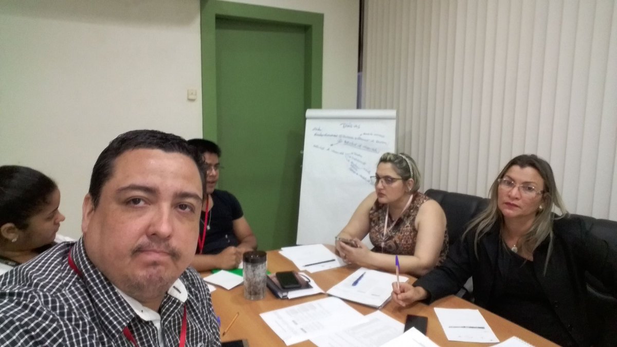 scanizio's tweet photo. Alinhamento das novas regras de solicitação de diária na Sesacre. @sesacre #dticsesacre2017 https://t.co/oak8L3uMPo