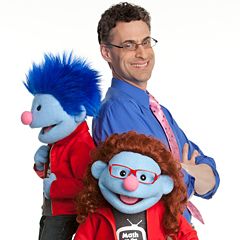 Doc_ALMH's tweet image. I love someone who can go from Puppets to Pirate President!! #BeSouthwestern #MathHero #PuppetsRule @ebb663