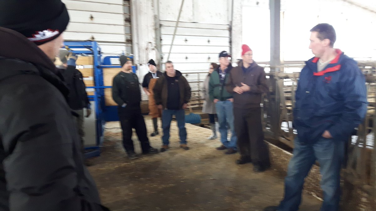 jarrettdj's tweet photo. Great job @DanDhanmisir organizing @BLFarmServices hoof care workshop for local dairy producers. https://t.co/680hwjJcuQ