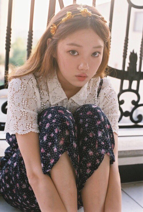 bibleesource's tweet photo. one of my favourite shoots ever #leesungkyung https://t.co/Eunuwqy1lo