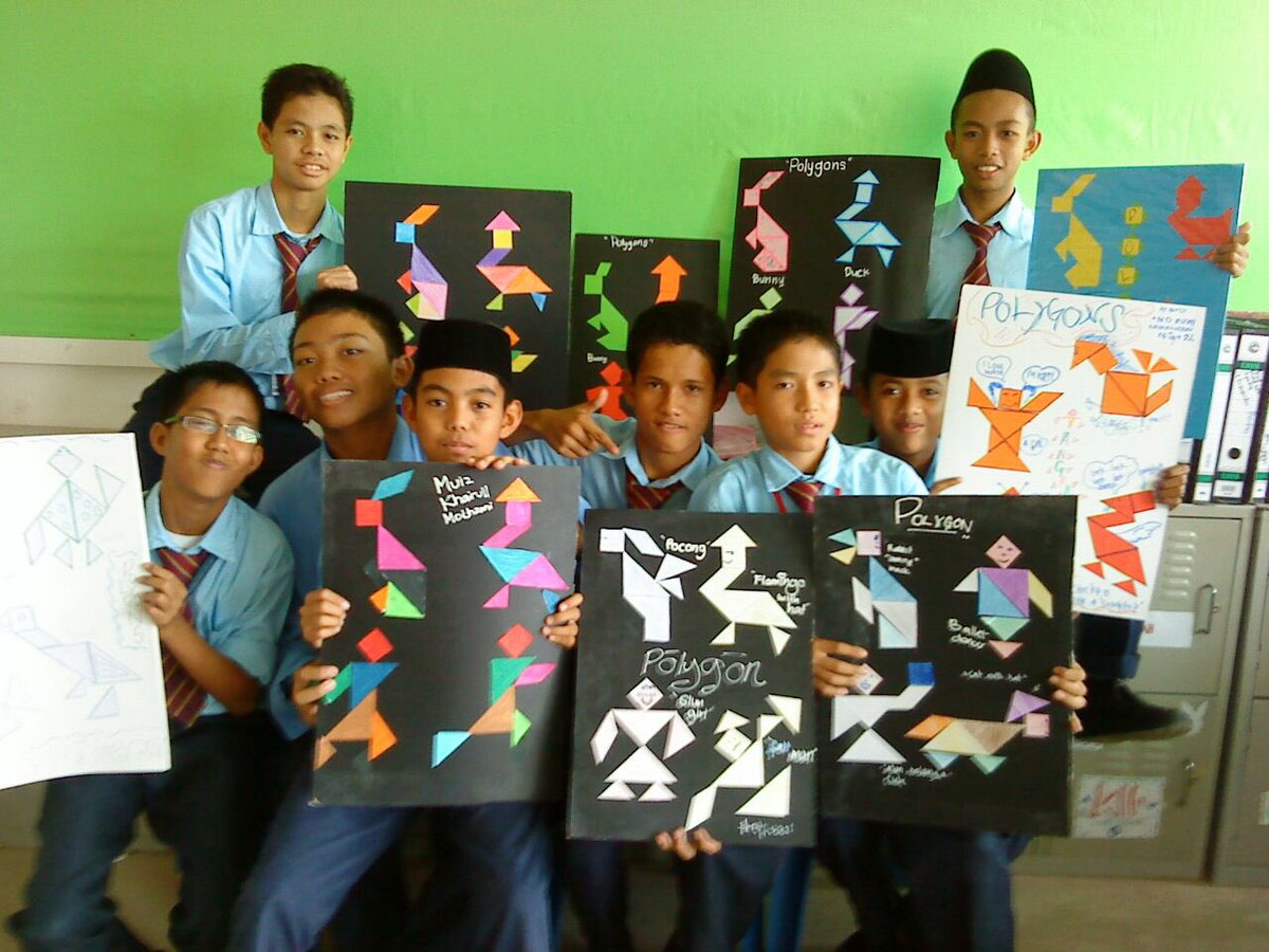 SyadiqAsh's tweet photo. happy 7th anniversary gaisss 😘✨🎉🎈🎂🖊🎓😂 #mrsmtawau #3rdbatchmt #fifthformers14 #17feb2010 #1Independen https://t.co/rCerggOdew