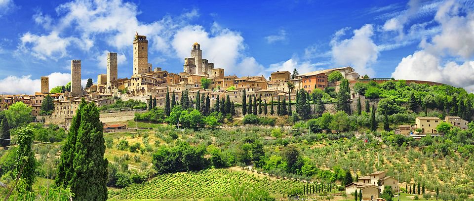 RewardStock's tweet photo. Romantic trip to Tuscany? You can get there for less than the cost of dinner. We can help!
#rewardstock #tbt #travel #igotherewithpoints https://t.co/HfMWdczu8P
